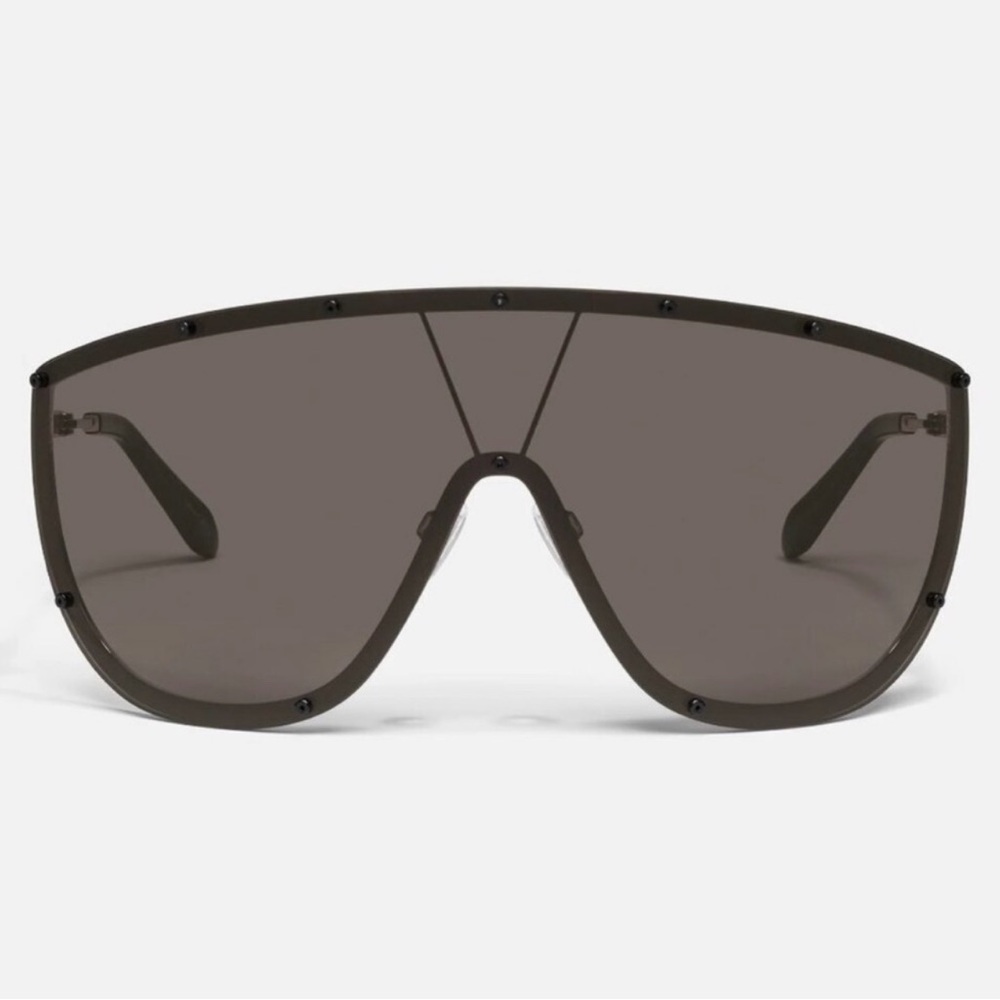Stylish Quay Oversized shield Sunglasses
